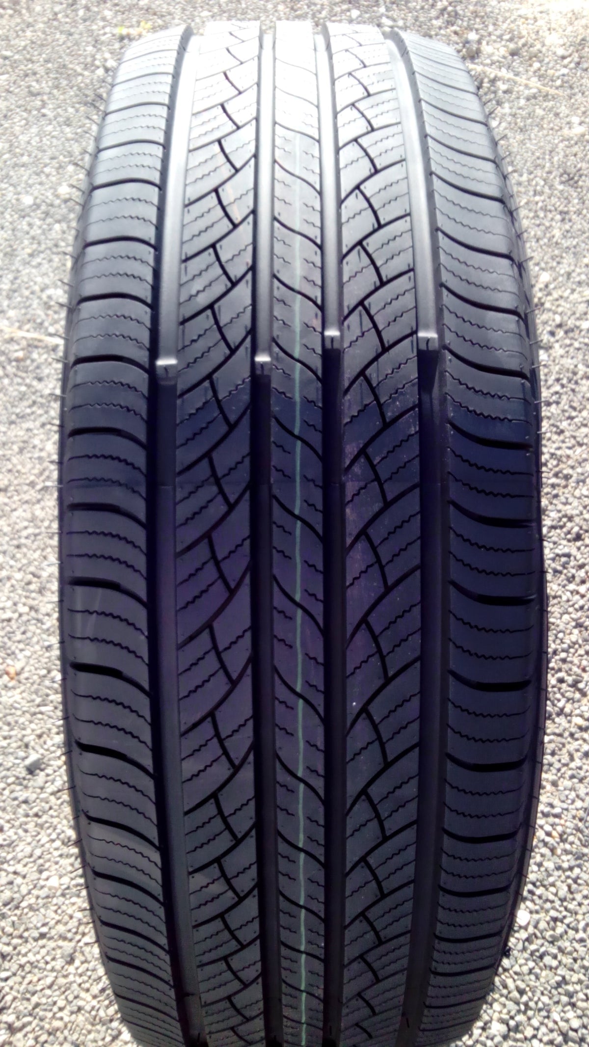 235/75R15 Boto Sasqua H/T 105T DOT4724
