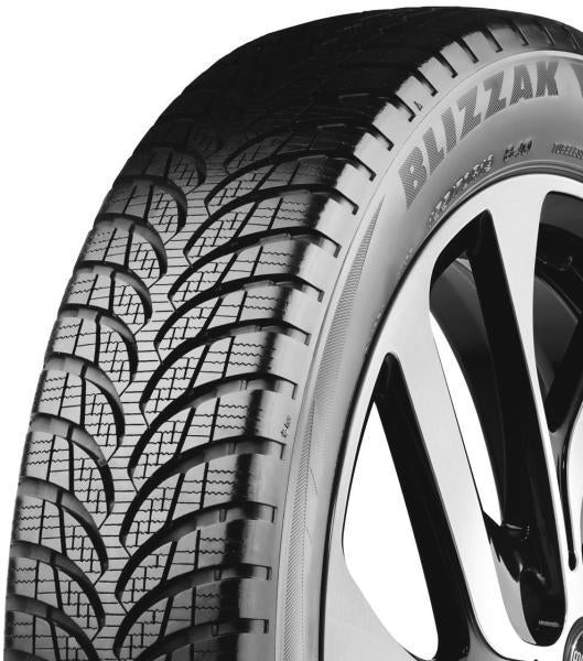 155/70R19 Bridgestone BLIZZAK LM500 88Q