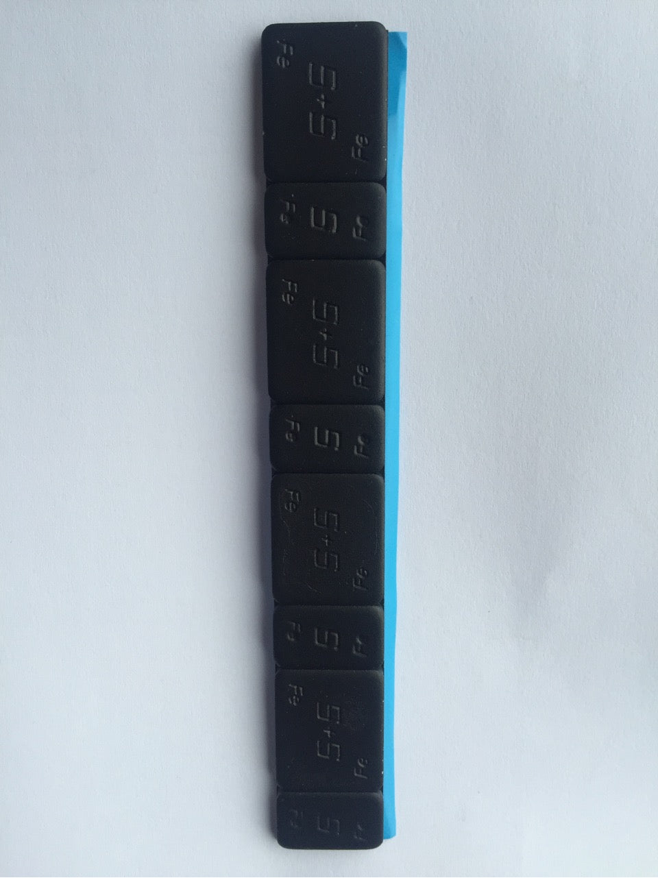 Kerék súly ragasztott matt fekete (5gr+10gr)*4db csíkokban