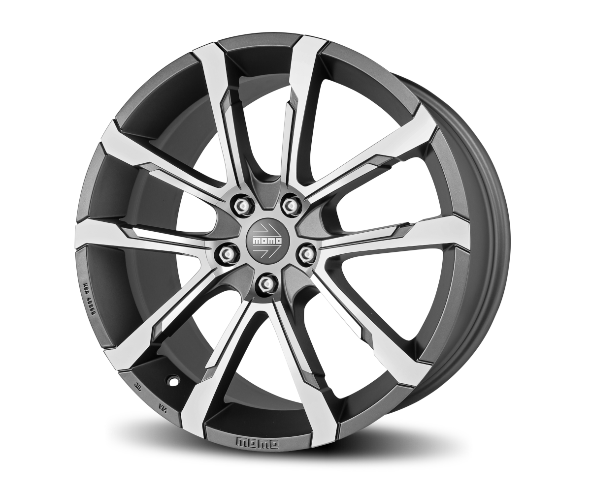 8.5x19 Momo QUANTUM EVO 5x120 ET20 CB79.6