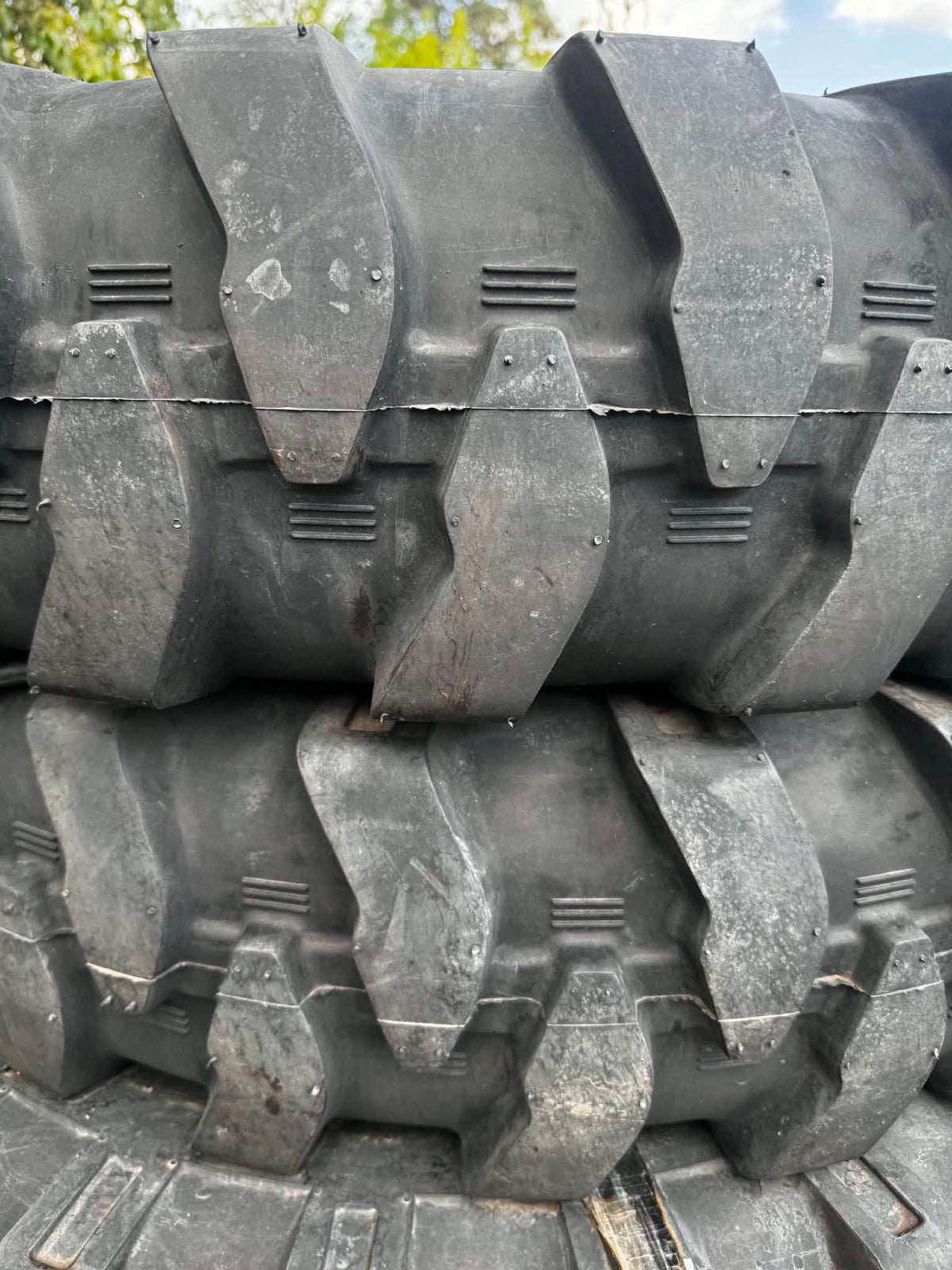 10.00R20 Satoya 16pr G2/L2 (Forgókotró)
